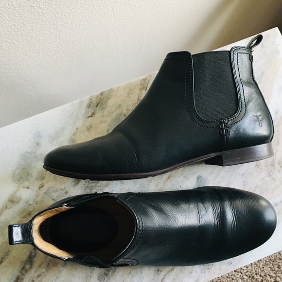 Frye Shoes - Frye Jillian Leather Chelsea Boots